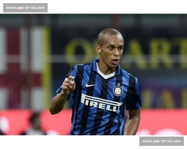 米兰 1600 万 + 400 万欧正式报价瓦伦西亚中场哈维 - 格拉 米兰 1600 万 + 400 万欧正式报价瓦伦西亚中场哈维 - 格拉