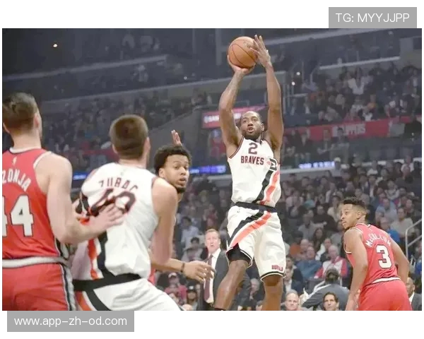 历史性突破！尼克斯瞄准南卡三冠教头，NBA 或迎首位女主帅